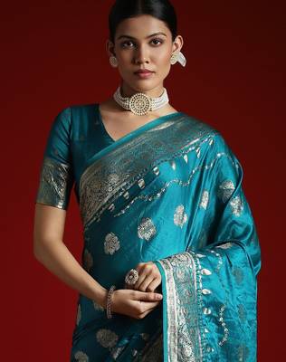 Blue ethnic motifs zari satin banarasi saree 4