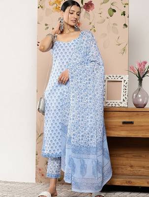 women floral printed regular kurta with trousers & with dupatta 6