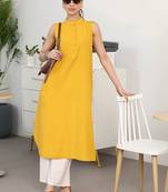 women regular kurta with trousers