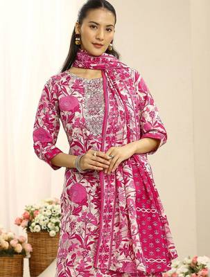 libas pink ethnic motif printed straight suit set with dupatta 5