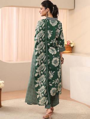 women floral printed regular kurta with trousers & with dupatta 5