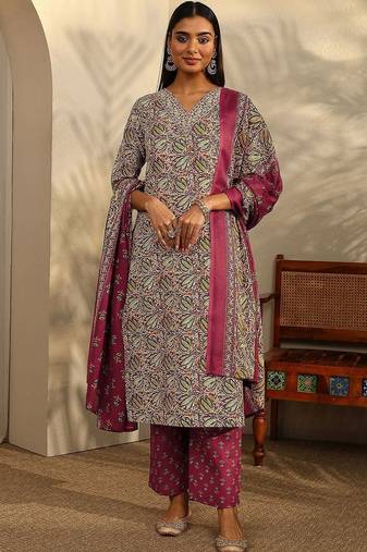 women ethnic motifs printed regular kurta with trousers & with dupatta
