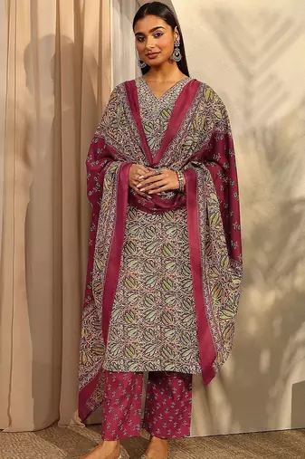 women ethnic motifs printed regular kurta with trousers & with dupatta