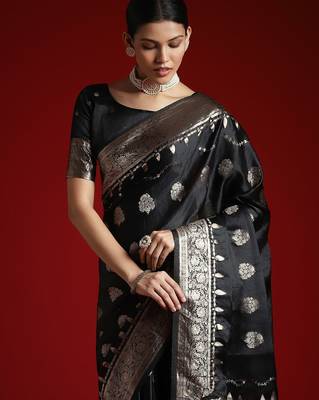 Black ethnic motifs banarasi saree 4