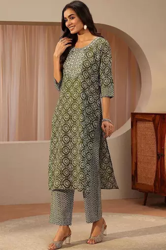green ethnic printed cotton blend straight suit set