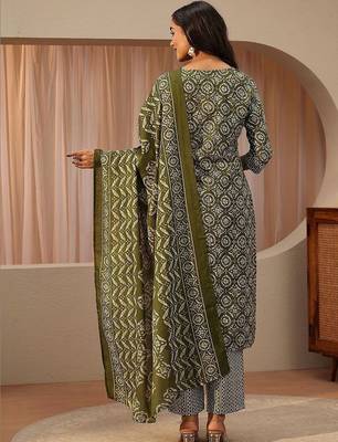green ethnic printed cotton blend straight suit set 6