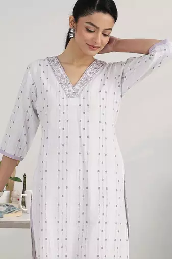 women ethnic motifs printed regular kurta with trousers & with dupatta