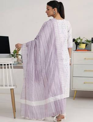 women ethnic motifs printed regular kurta with trousers & with dupatta 6