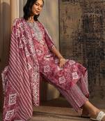 women ethnic motifs printed regular thread work kurta with palazzos & with dupatta