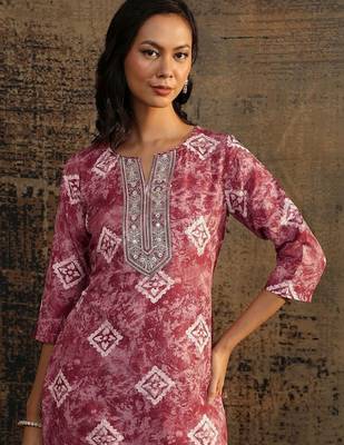 women ethnic motifs printed regular thread work kurta with palazzos & with dupatta 2