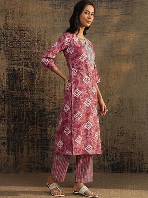 women ethnic motifs printed regular thread work kurta with palazzos & with dupatta 5