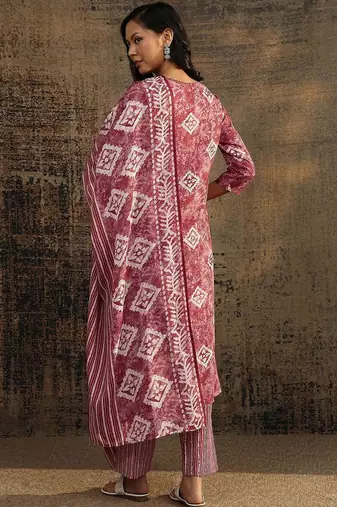 women ethnic motifs printed regular thread work kurta with palazzos & with dupatta