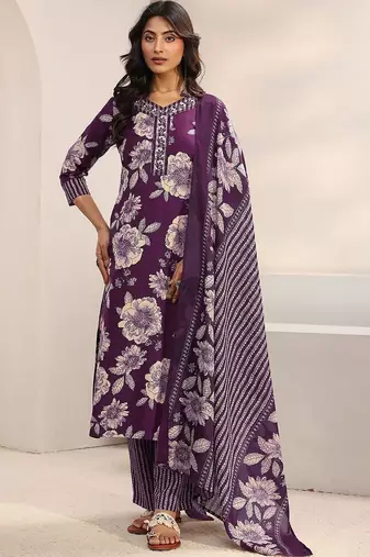 women floral printed regular thread work kurta with trousers & with dupatta