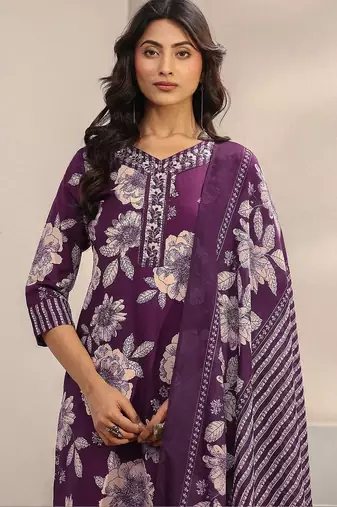 women floral printed regular thread work kurta with trousers & with dupatta