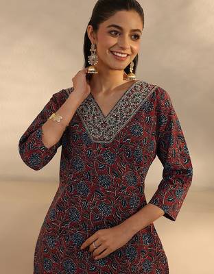 women floral printed regular kurta with trousers & with dupatta 2
