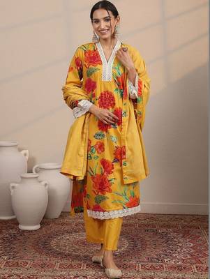 women floral printed regular kurta with trousers & with dupatta 1