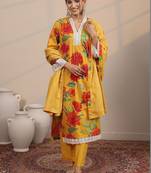 women floral printed regular kurta with trousers & with dupatta