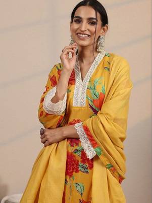 women floral printed regular kurta with trousers & with dupatta 4
