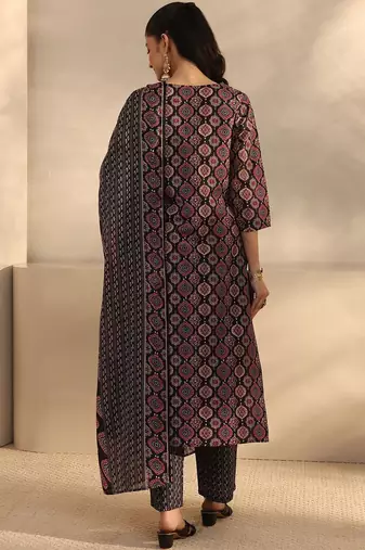 women ethnic motifs printed regular kurta with trousers & with dupatta