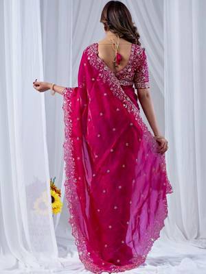 Magenta floral zari silk blend designer saree 4