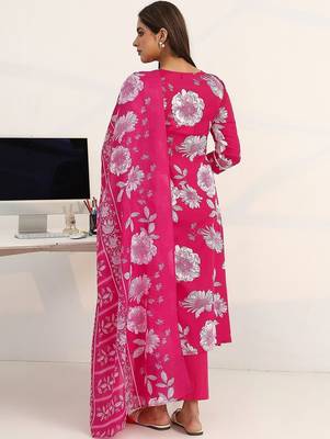 women floral printed regular kurta with trousers & with dupatta 2