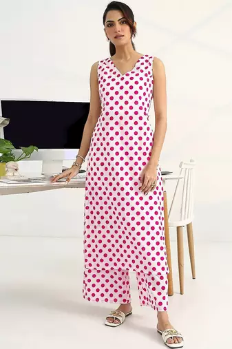 women printed regular kurta with palazzos