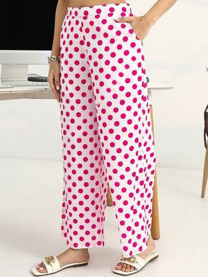 women printed regular kurta with palazzos 3