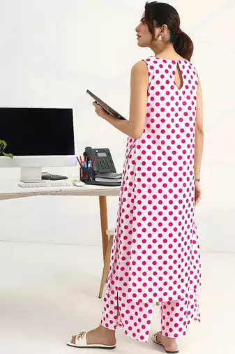 women printed regular kurta with palazzos