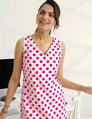 women printed regular kurta with palazzos 6