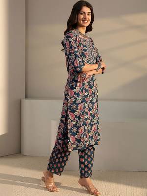 libas blue floral printed straight suit set with dupatta 6