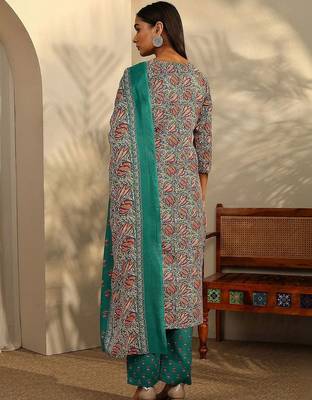 women ethnic motifs printed regular kurta with trousers & with dupatta 7