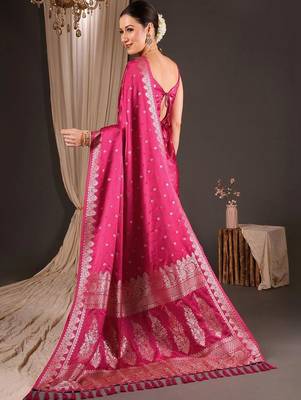 Magenta woven design zari silk blend designer banarasi saree 2