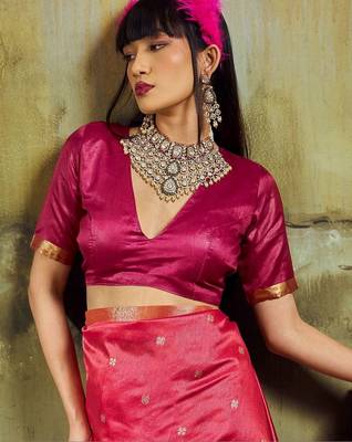 Magenta silk blend designer banarasi saree 5