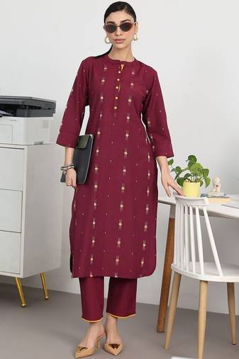 women ethnic motifs printed regular kurta with trousers