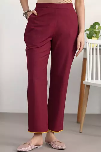 women ethnic motifs printed regular kurta with trousers