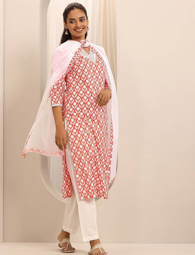 floral printed v-neck straight kurta with trousers & dupatta