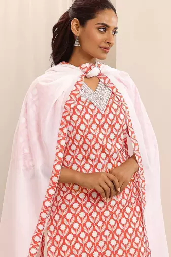 floral printed v-neck straight kurta with trousers & dupatta