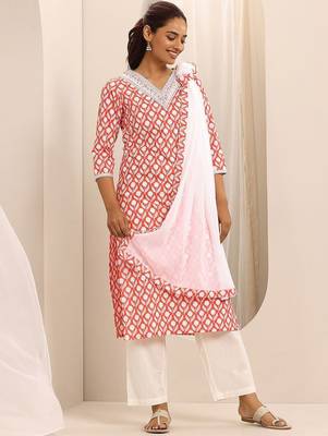 floral printed v-neck straight kurta with trousers & dupatta 3