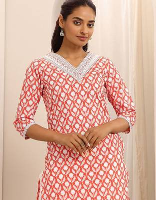floral printed v-neck straight kurta with trousers & dupatta 6