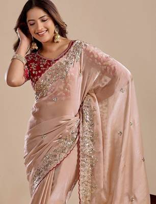 Peach floral sequinned silk blend designer saree 5