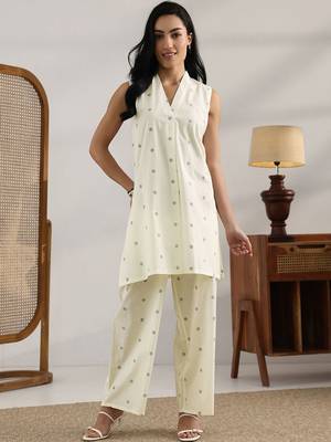 geometric printed straight kurta with trousers 2