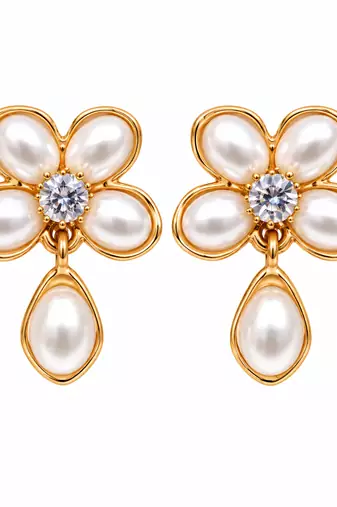 Anti-tarnish, teardrop pendant, stud back, faux pearl petals, festive wear