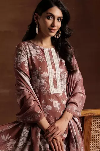 women floral printed regular kurta with trousers & with dupatta