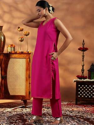 women regular thread work kurta with trousers & with dupatta 2