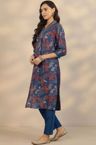 floral printed v-neck straight kurta with trousers & dupatta