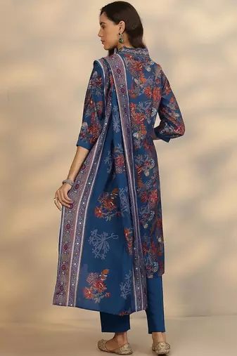 floral printed v-neck straight kurta with trousers & dupatta