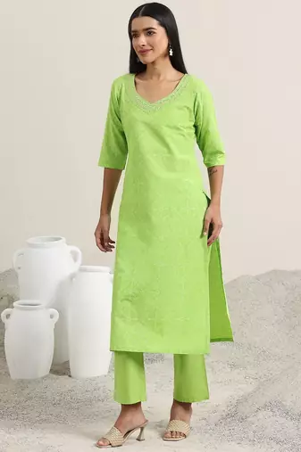 ethnic motifs printed v-neck thread work straight kurta with trousers & dupatta