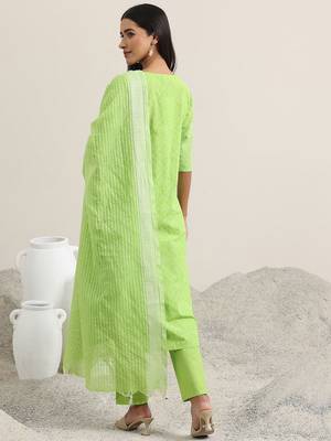 ethnic motifs printed v-neck thread work straight kurta with trousers & dupatta 4
