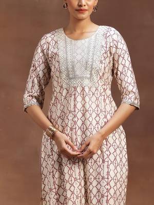 women ethnic motifs printed regular thread work kurta with trousers & with dupatta 6