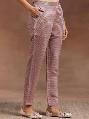 women ethnic motifs printed regular thread work kurta with trousers & with dupatta 7